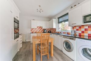 Kitchen- click for photo gallery